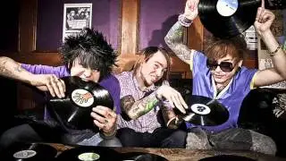 Brokencyde - Freaxxx