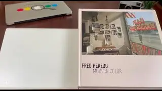 Photo book : Fred Herzog Modern Color (Book flip)