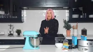 It's A Piece Of Cake - James Charles