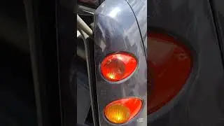 Chasing up blown headlights and a cracked taillight on the '06 #Smart #ForFour #Brabus