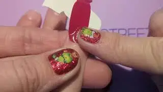 Color Street Application on 11 Year Old (NO SOUND)