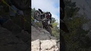 Грэм Джарвис одерживает победу на Hixpania Hard Enduro 2025.