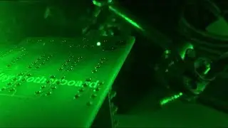 How to trap a particle in a laser beam (532nm 25mw)