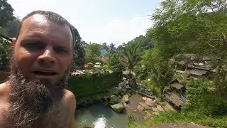 2 Bules meet in Bogor - Part 2: The Waterfall