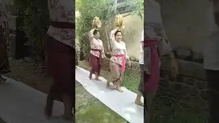 Rangkaian acara Piodalan Merajan Pejenengan Puri Klodan Karang Asem Bali #budha Kliwon Pahang🙏