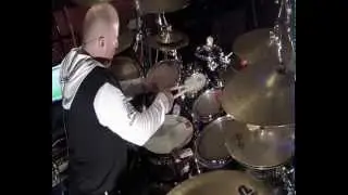DOMINICI - Yan Maillard performing 