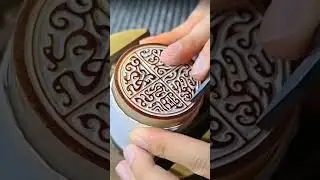 Bird-and-Insect Seal Script (Chinese Calligraphy & Carving) &ndash; What an exquisite seal!#书法 #中国文化 #art