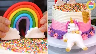 DeliWow | Pastel de Arcoíris y Unicornio 🌈  Pastel de Cumpleaños Perfecto