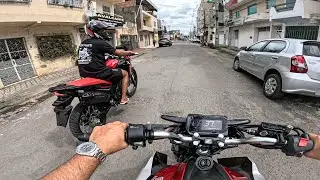 UMA SAHARA 300 E UMA TWISTER 300F BOTANDO PRESSÃO SEM FILTRO