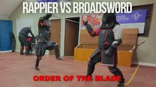 Meyer Rappier vs Broadsword