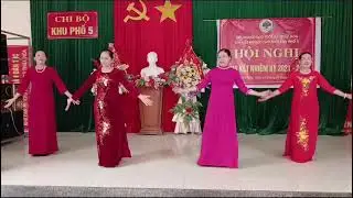 văn nghệ tổng kết chi hội người cao tuổi kp5