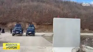Momenti kur Policia e Kosovës nuk lejon veturat nga Serbia të hyjnë në territorin e Kosovës
