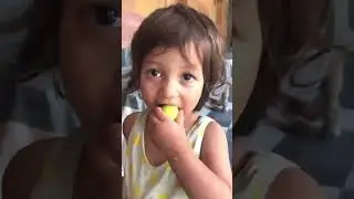 Check her reaction when she eat lime#shorts#1000subscriber #videopendek#makanjeruk#indonesiapakistan