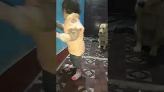 Baby daksha doggy 🐕 se baat kr rhi h🤭😍 #cute #shorts #cutebaby #viral #trending #ytshorts #dog