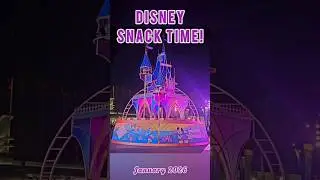Disney Snack Time! Rating NEW and RETURNING foods at #disneyland #disney #foodie #2026 #shorts
