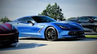 Автомобильная выставка клуба владельцев автомобилей Corvette в Арканзасе
