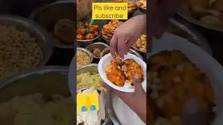 Laal Aloo Bomb Chaat Of Old Delhi 🥵😳 #indianstreetfood #youtubeshorts #shorts#explorefood #🙏