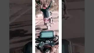 bike ki chabi le gaya chapri rider #youtube short #trending #viral #pata chalega #riding