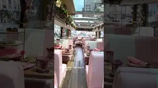 If you&rsquo;re in NYC, do this &mdash; where high tea meets sightseeing 🫖🚌💕 use code: NANPHANITA5 for 5% off