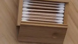 TRAVEL KIT BOX WITH COTTON BAMBOO EAR SWABS