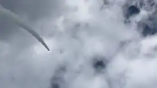 USS Mason Fires SM-2 Missile