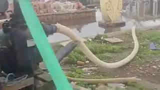 صحاب طين لي في زناتة بالدارالبيضاء غرقو بالماء والحمد الله لا توجد خسائر فالارواح