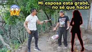 La esposa del poeta esta grabé, el poeta está preocupado por su esposa - Ediciones Mendoza