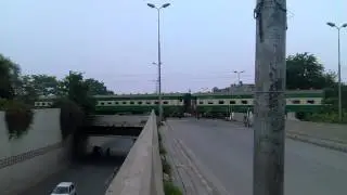 پاکستان ریلوے  116 Dn Musa Pak Express Passing Over Dharampura UnderPass , Lahore