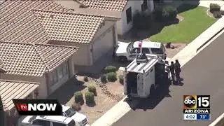 Man in custody after barricade situation in north Phoenix