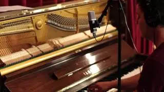 Ted Gowans Recording A Song on iPad With Apogee MiC, JAM and GarageBand