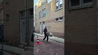 Moguh! We gaan hier vandaag het grootste gat van Nederland maken. #bouw #zzp #werken #vlog