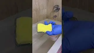 Baking Soda and Hydrogen Peroxide for cleaning the Bathtub. Deep cleaning today.