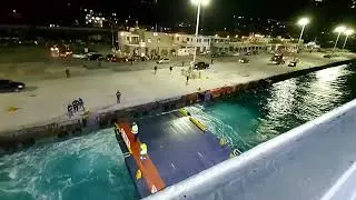 Mύκονος: άφιξη και αναχώρηση του πλοίου Blue Star Chios - Φεβρουάριος 2022