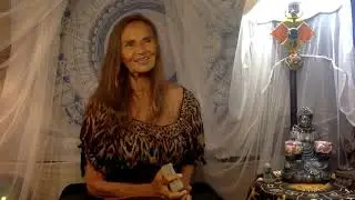 CANCER JANUARY 2026 ASTRO TAROT FORECAST WITH AVA
