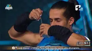 Guerreros comiendo Tripas crudas con sabila 
