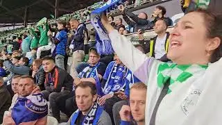Afici&oacute;n del Betis canta su himno &ndash; Final Conference League 2025 | Momento m&aacute;gico en Wrocław