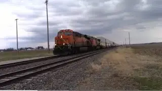 Westbound BNSF &ldquo;Z&rdquo; Clipping Along the Aurora Subdivision into Chadwick, IL!!