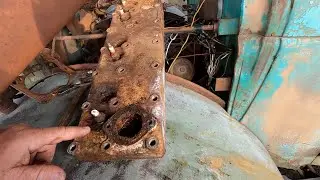 Cleaning up a rusty Power Wagon head     SD 480p