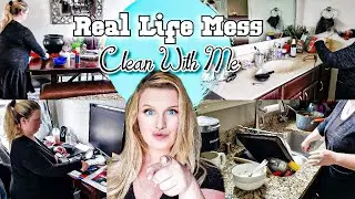 REAL LIFE HUGE MESS! CLEAN WITH ME! CLEANING MOTIVATION! CLEAN HOUSE! LIVING WITH CAMBRIEA!