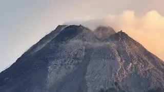 Merapi Siaga Material Masih Sering Ambrol, Kicauan Burung-burung Bikin Adem