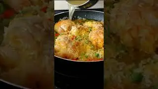 Spanish EASY Chicken Paella Recipe #shortvideo