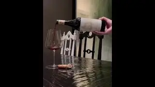 Love at first sip 🍷⁣