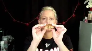 Fiber One 90 Calorie Bars Chocolate Chip | Mukbang