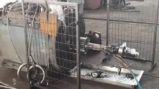Removing of keyless grar pinion gear of AC traction motor
