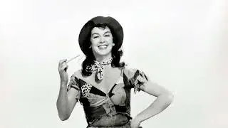 The Untold Truth Of Rosalind Russell