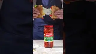 Impossible not to love our Roasted Red Bell Pepper Strips! #mezzetta #foodie #grilledcheese #asmr