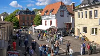 Kunst in Licher Scheunen 2025 / Themenschwerpunkt: Zusammen ist man weniger allein
