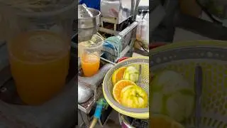 0.75$ Fresh Oranges Juice #foodvideos #streetfood #foodnerd #foodblogger #orangejuice