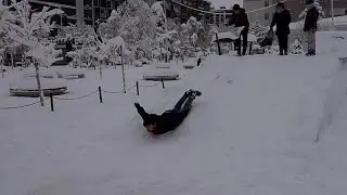 Fortes chutes de neige : écoles fermées dans 14 provinces turques, les enfants en profitent