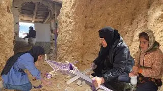 Grandma's Family: Lonely but Invincible Warriors to Make Dreams Come True